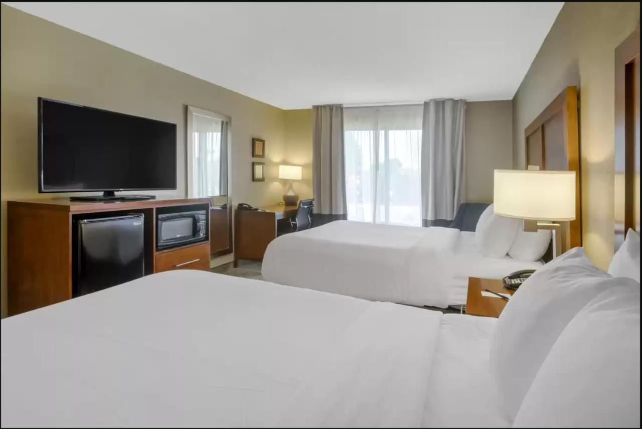 Comfort Inn & Suites Peachtree Corners Норкросс Экстерьер фото